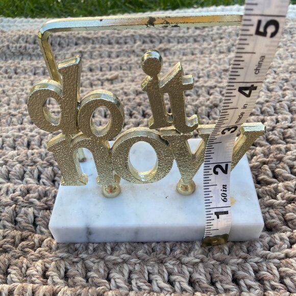 13-(VHD) Vintage. Rare. Brass. Marble. Do It Now. Motivational Paper Weight. - Picture 7 of 7